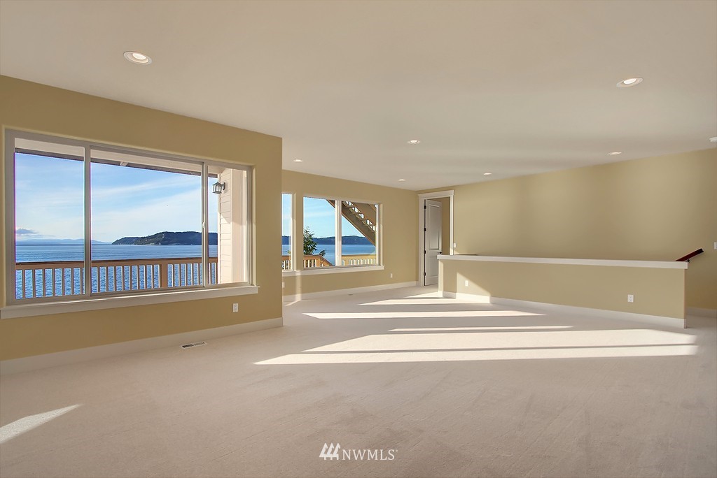 12602 Possession Lane Edmonds, WA 98026 - Photo 15 of 20 Gallery Image 15
