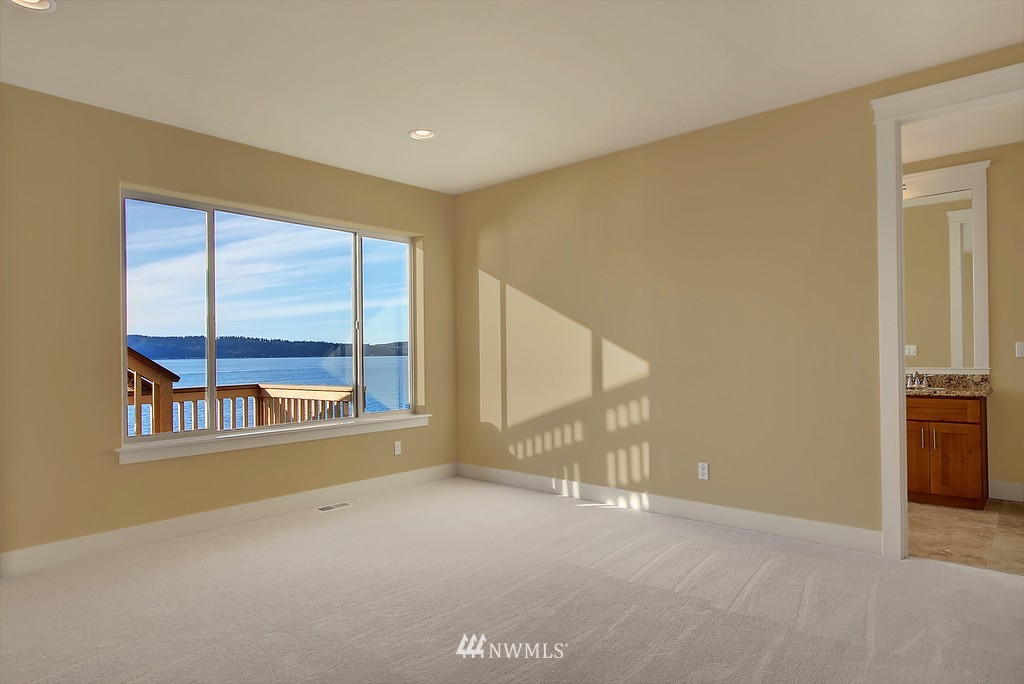 12602 Possession Lane Edmonds, WA 98026 - Photo 16 of 20 Gallery Image 16