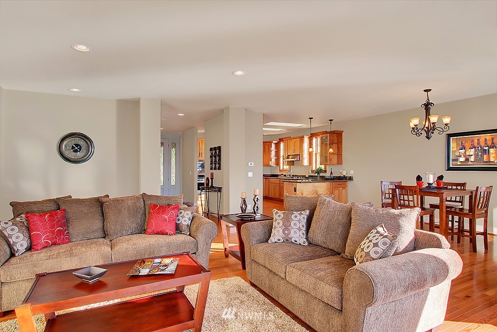 12602 Possession Lane Edmonds, WA 98026 - Photo 17 of 20 Gallery Image 17