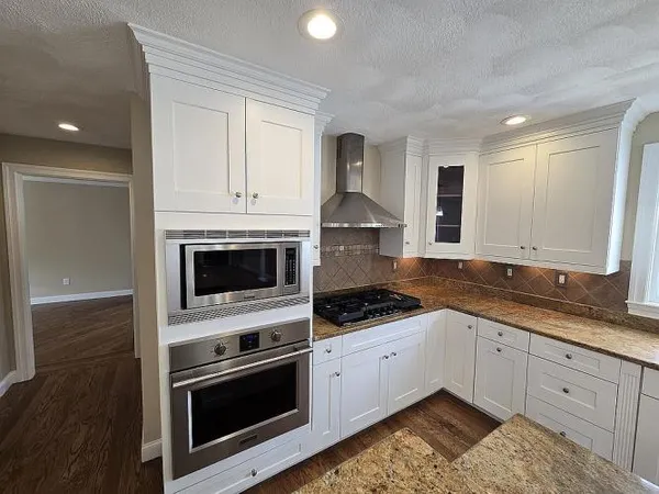 $1,150,000 | 2 Yvonne Drive, Saugus, MA 01906