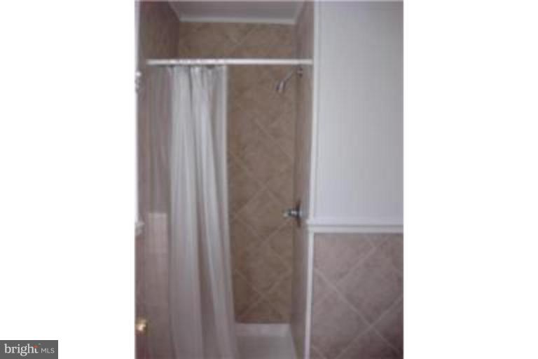 3511 Patuxent Road Huntingtown, MD 20639 - Photo 10 of 23 Master Bath