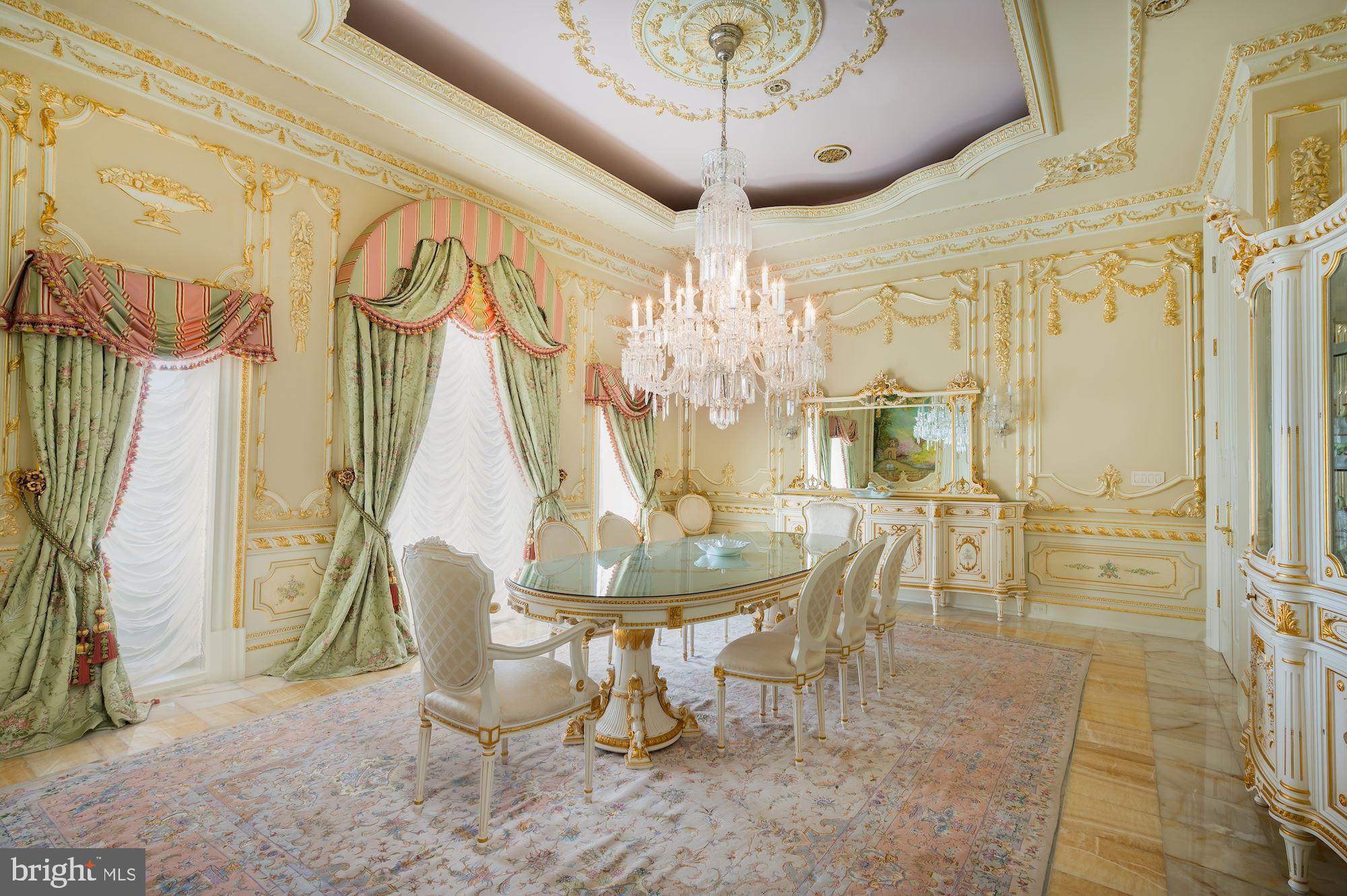 9300 River Road Potomac, MD 20854 - Photo 15 of 50 Formal Dining Room