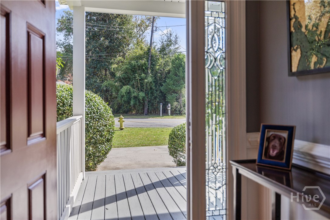 217 Bonaventure Road Savannah, GA 31404 - Photo 8 of 69