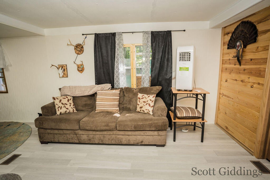 3750 North Hillman Road Stanton, MI 48888 - Photo 11 of 39 Gallery Image 11