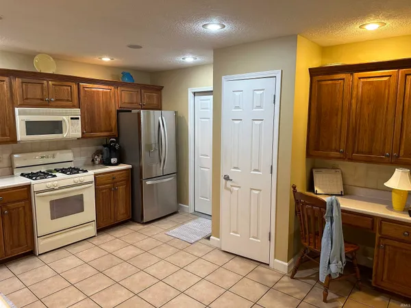 $239,900 | 3400 West Riggin Road, Unit 48, Muncie, IN 47304