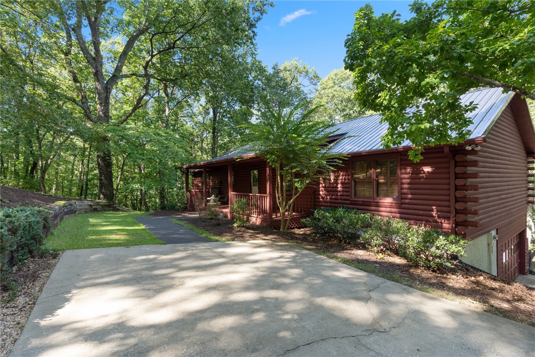 221 Inlet Pointe Drive Anderson, SC 29625 - Photo 1 of 35 Lake Hartwell Anderson SC Home for sale