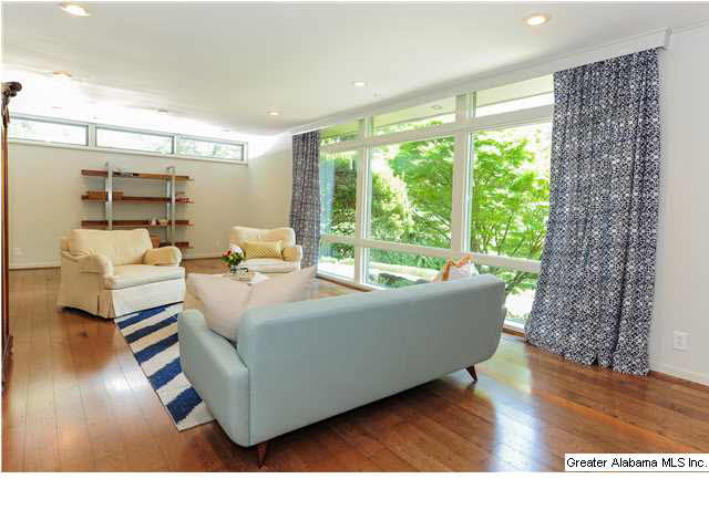421 Michael Lane Birmingham, AL 35213 - Photo 4 of 32