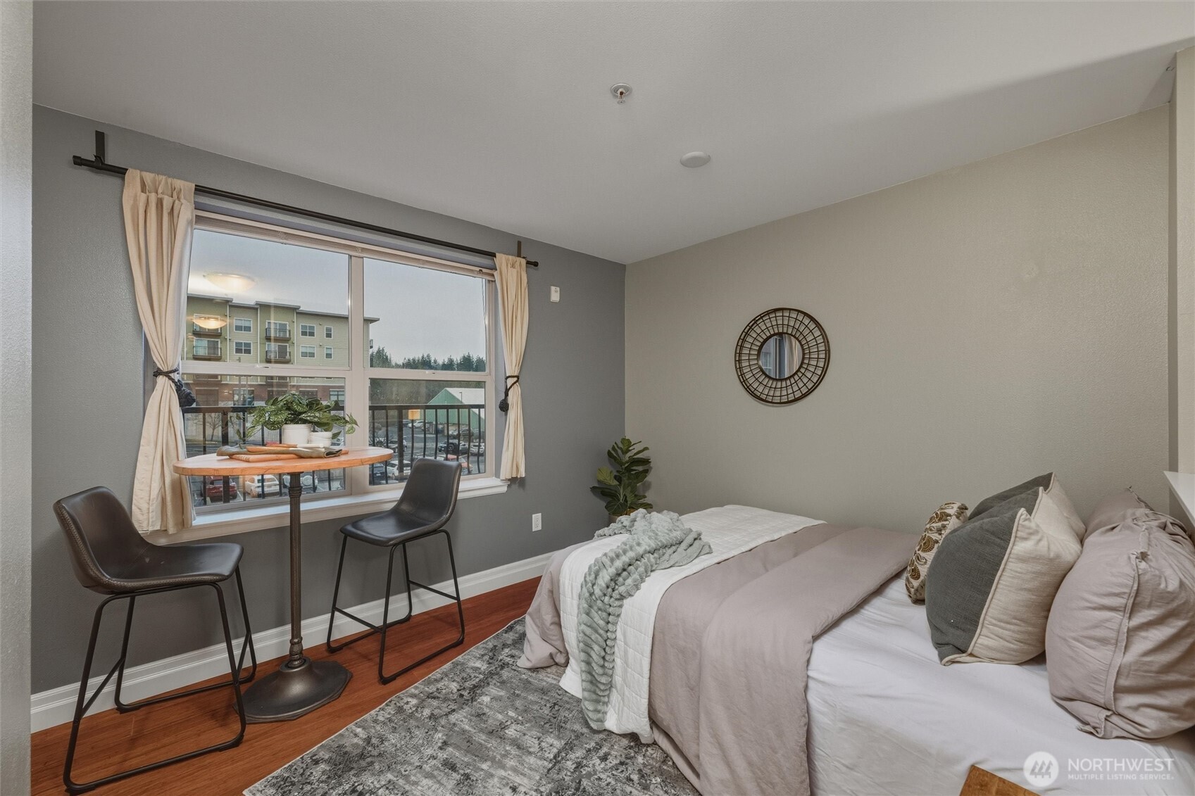 960 Harris Avenue, Unit 307 Bellingham, WA 98225 - Photo 5 of 37