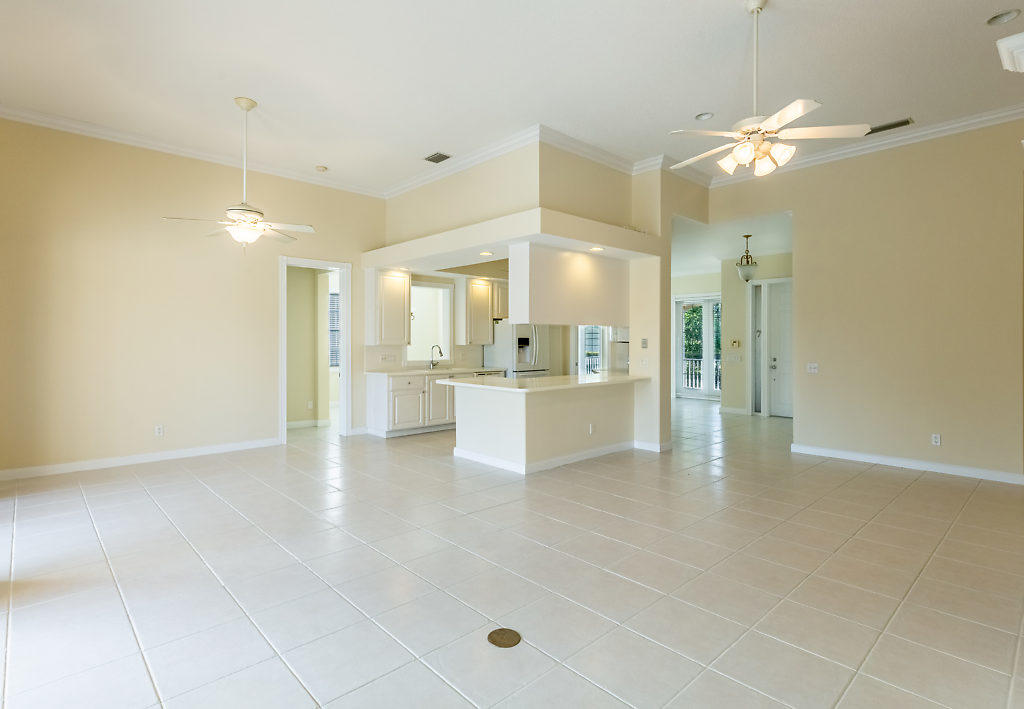 8435 Yorke Road Wellington, FL 33414 - Photo 5 of 31 IMG_0393-HDR-SMALL