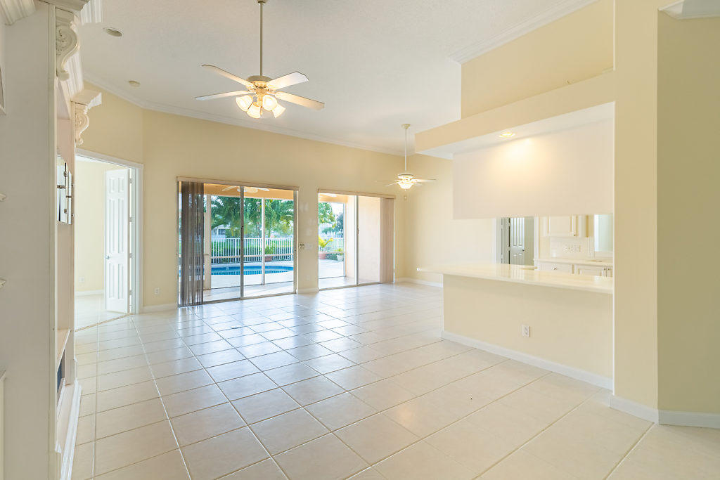 8435 Yorke Road Wellington, FL 33414 - Photo 6 of 31 IMG_0403-HDR-SMALL