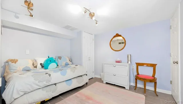 $20,000 | 1495 Bay Boulevard, Atlantic Beach, NY 11509