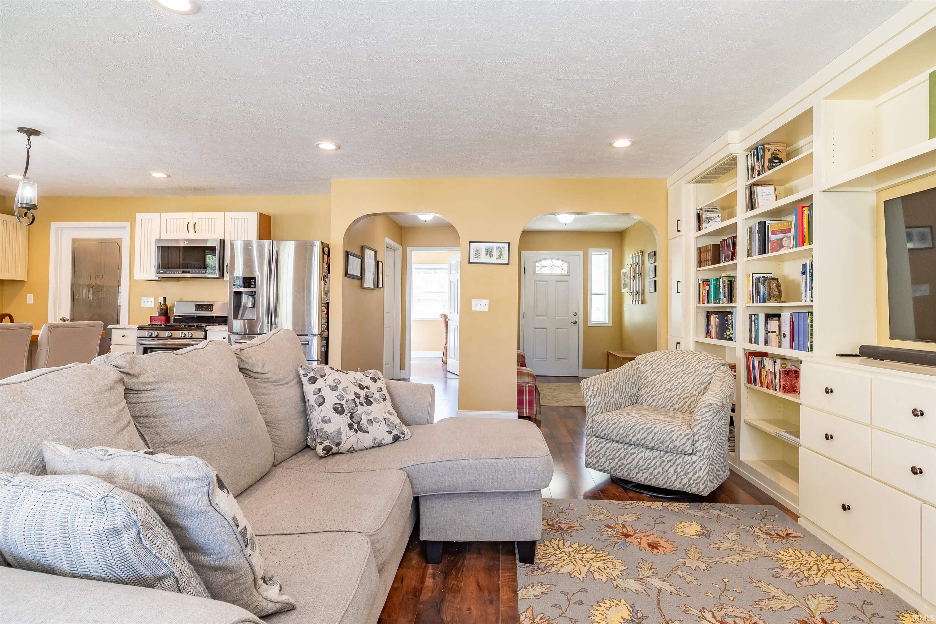 4335 North Rindle Lane Bloomington, IN 47404 - Photo 7 of 35