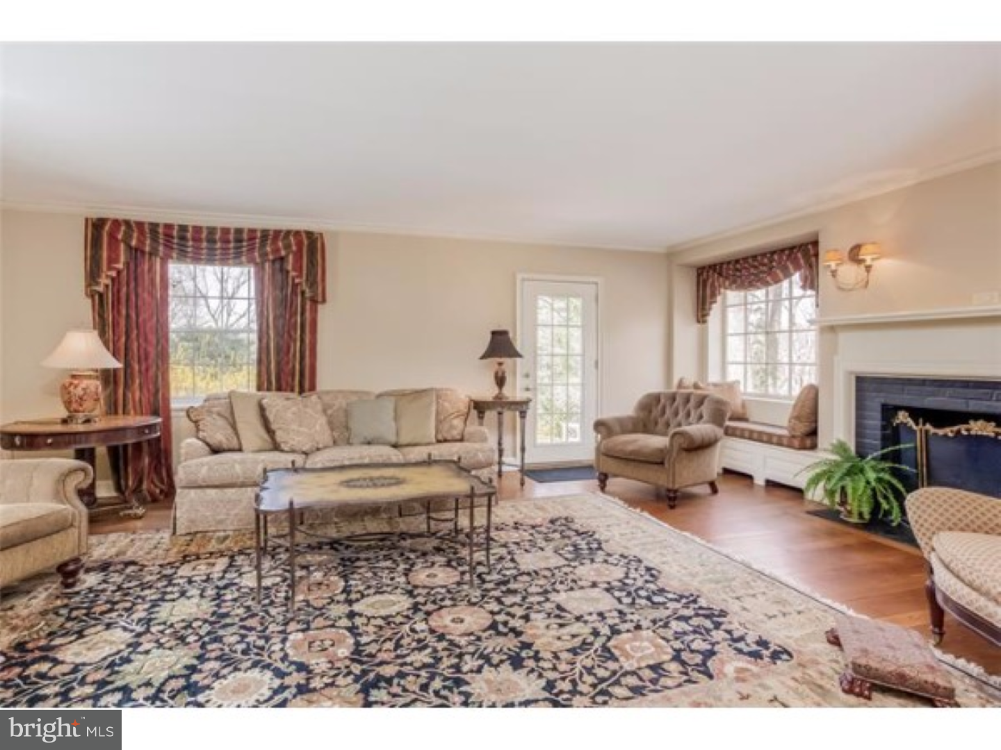 204 Marple Road Haverford, PA 19041 - Photo 4 of 25 Living Room