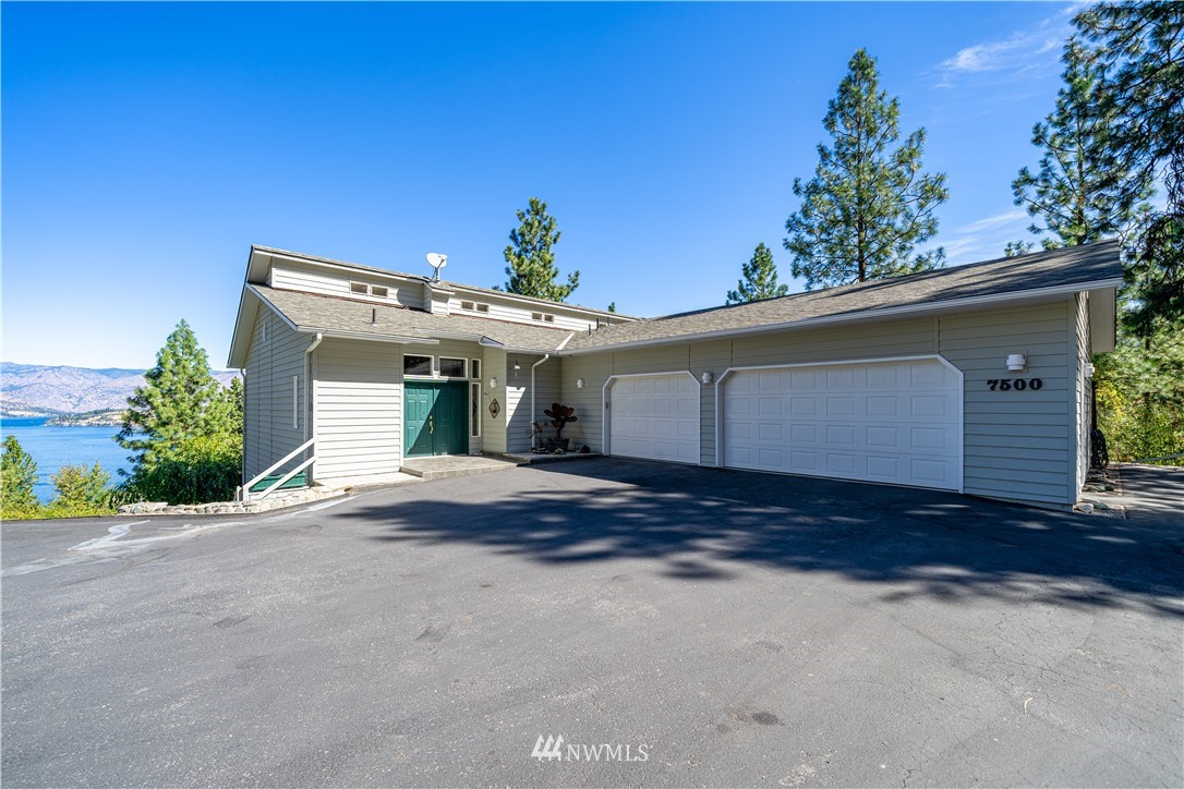 7500 Upper Ridge Road Chelan, WA 98816 - Photo 1 of 28 Gallery Image 1