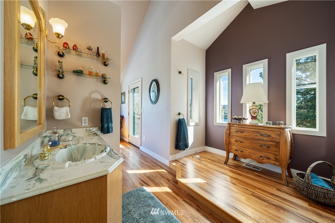 7500 Upper Ridge Road Chelan, WA 98816 - Photo 15 of 28 Gallery Image 15