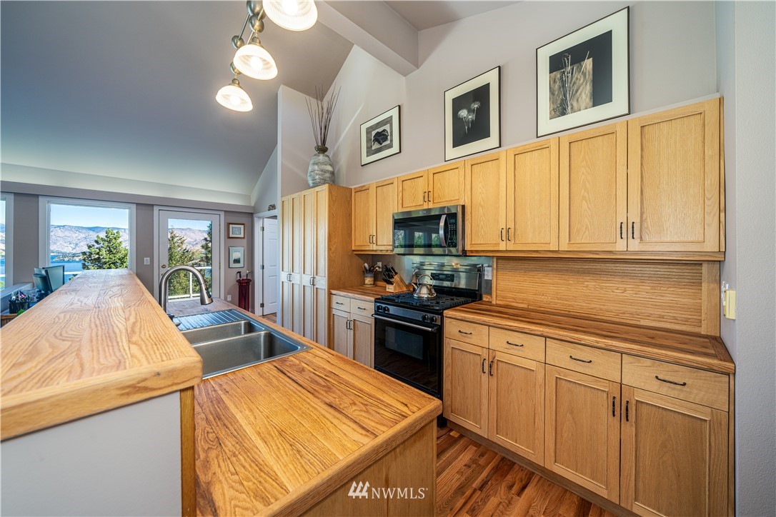 7500 Upper Ridge Road Chelan, WA 98816 - Photo 19 of 28 Gallery Image 19