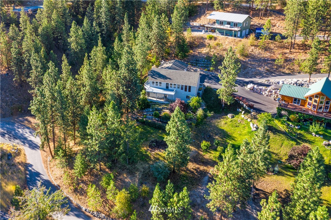 7500 Upper Ridge Road Chelan, WA 98816 - Photo 3 of 28 Gallery Image 3