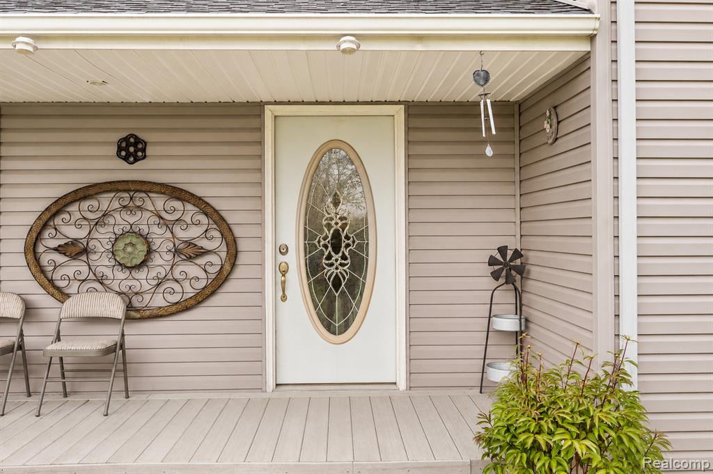 15756 Lewis Road Capac, MI 48014 - Photo 2 of 37