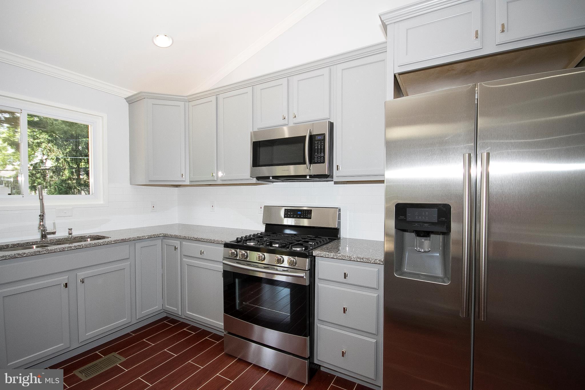 5505 Northgreen Road Baltimore, MD 21244 - Photo 15 of 30 Kitchen
