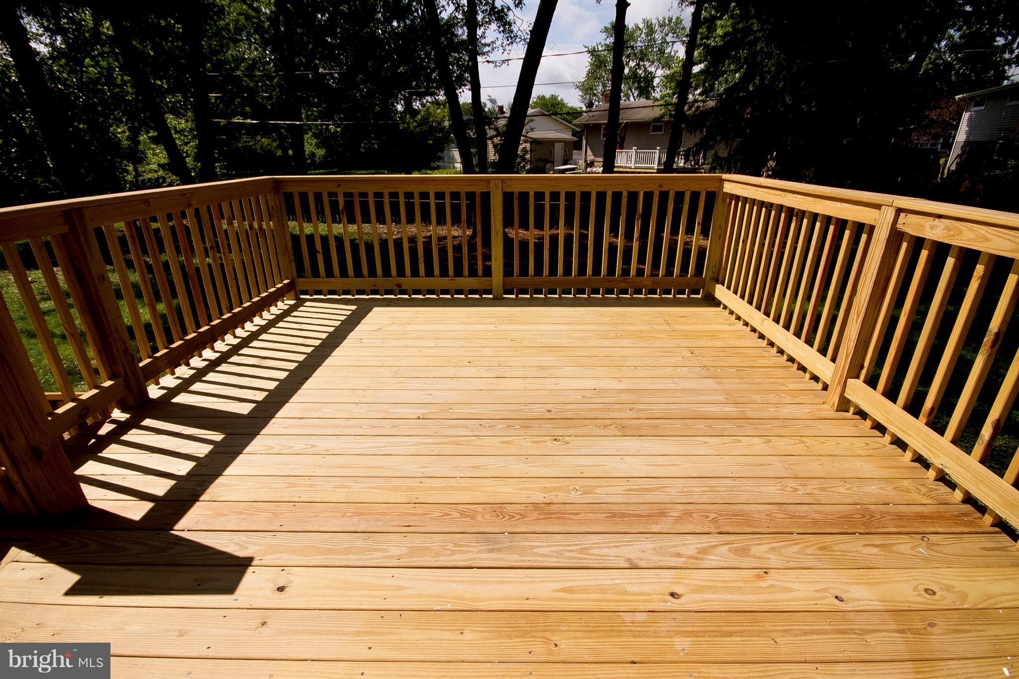 5505 Northgreen Road Baltimore, MD 21244 - Photo 5 of 30 deck