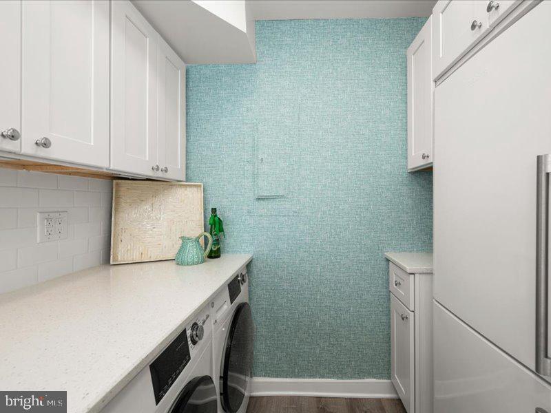 409 Annapolis House Road, Unit 409N Bethany Beach, DE 19930 - Photo 12 of 75 a room with a table and chairs