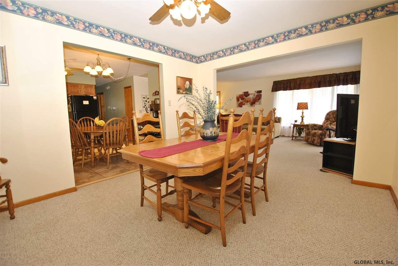 29 Rondack Road Colonie, NY 12205 - Photo 13 of 25 Photo 13