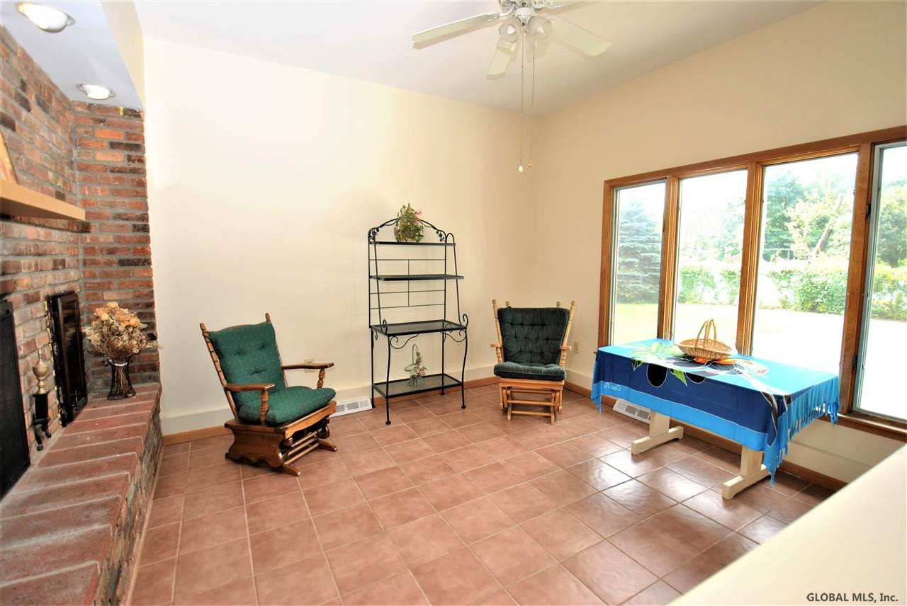 29 Rondack Road Colonie, NY 12205 - Photo 16 of 25 Photo 16