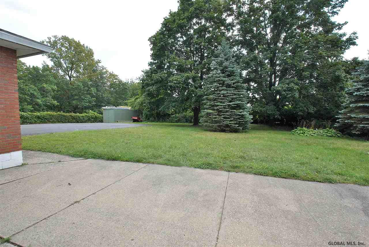 29 Rondack Road Colonie, NY 12205 - Photo 6 of 25 Photo 6