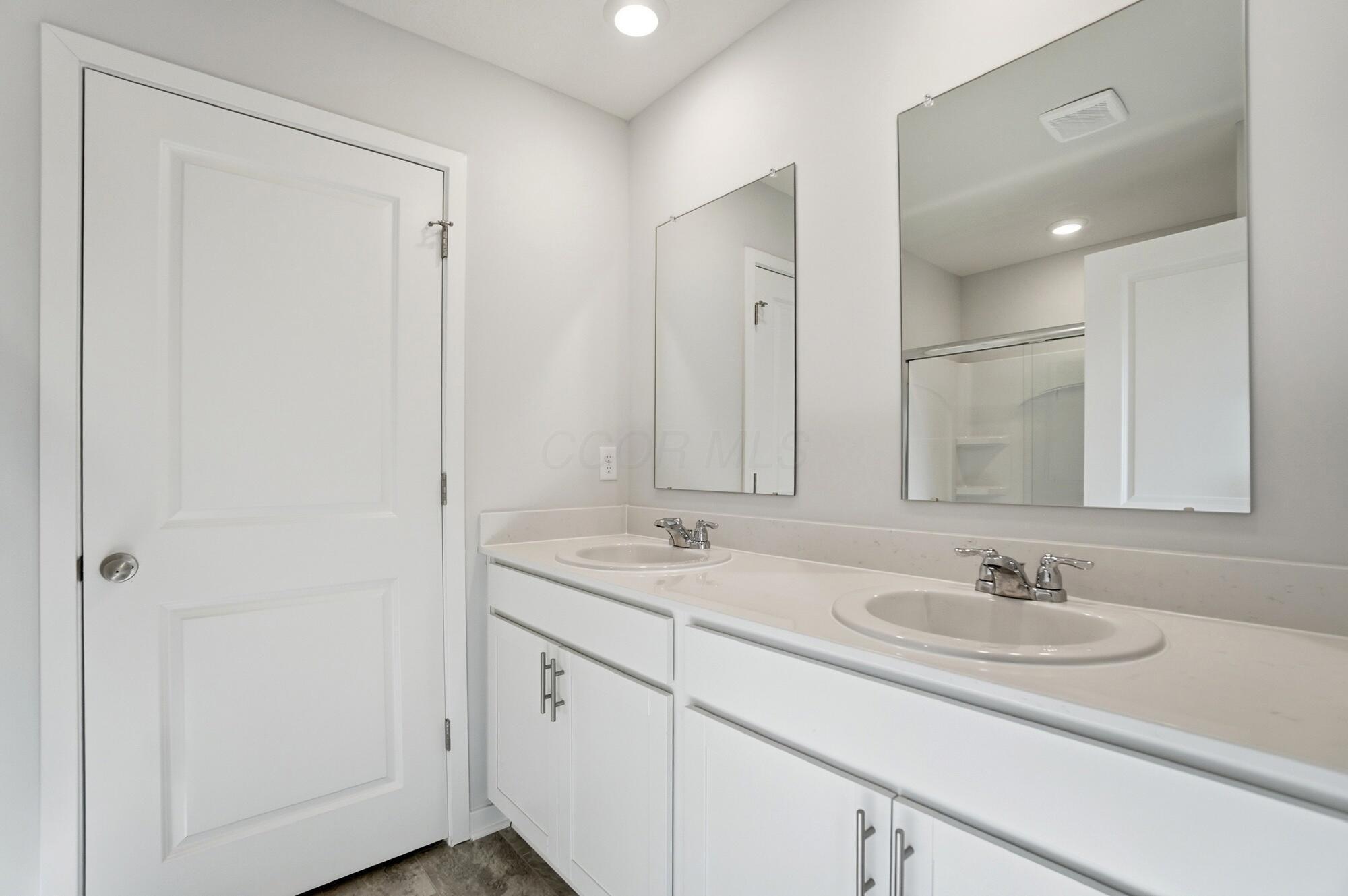 406 Garnet Rnch Drive Delaware, OH 43015 - Photo 26 of 61 028