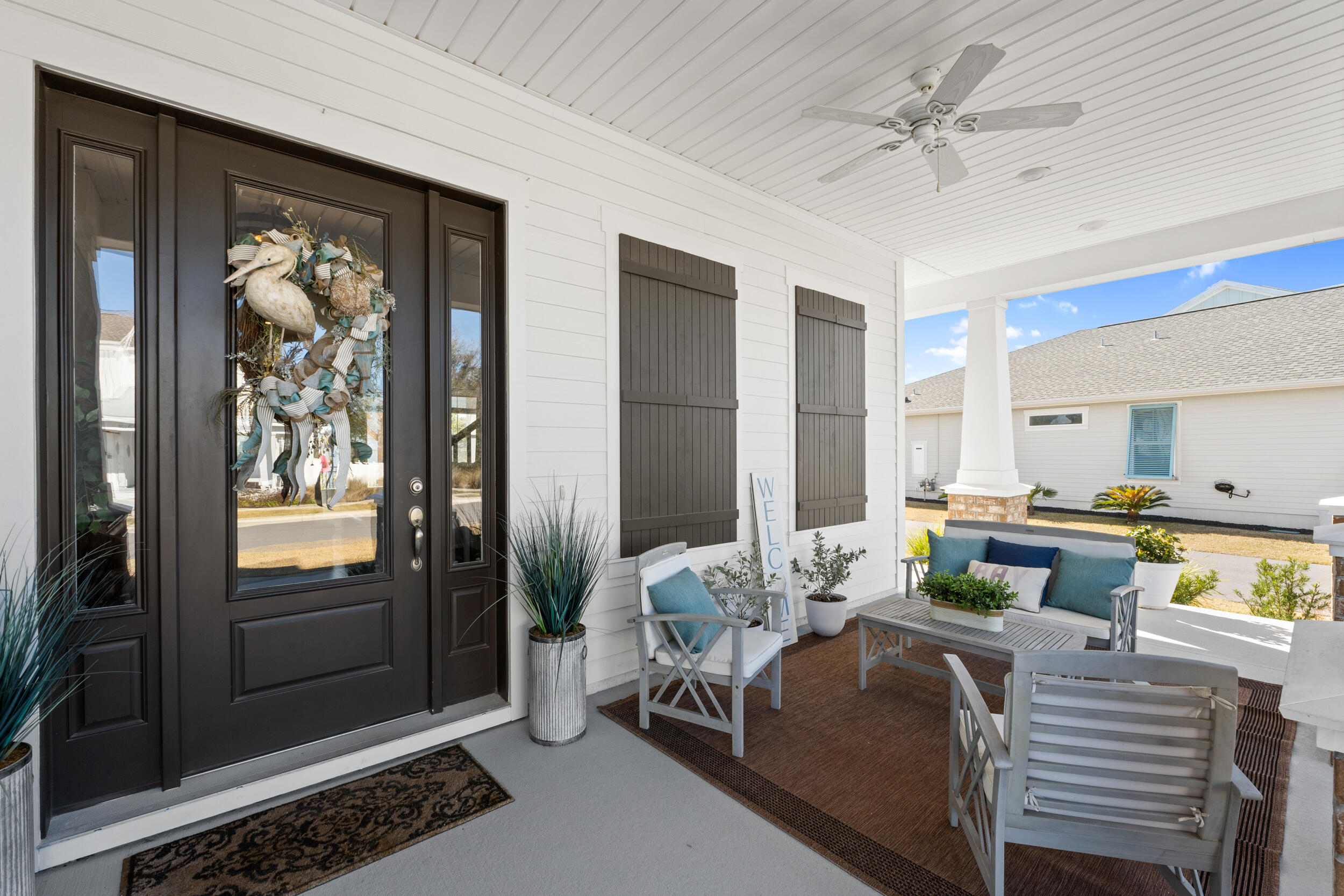 1313 North Discovery Loop Panama City, FL 32405 - Photo 36 of 50 a living room with furniture