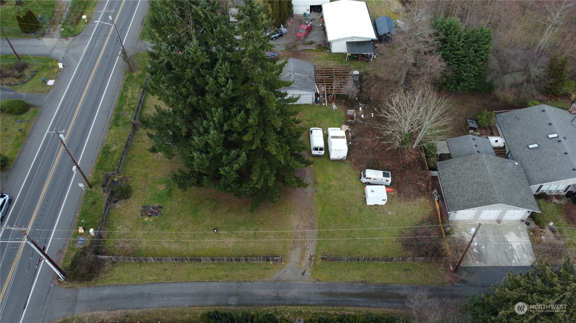 15323 Cascadian Way Bothell, WA 98012 - Photo 2 of 8 an aerial view of a house