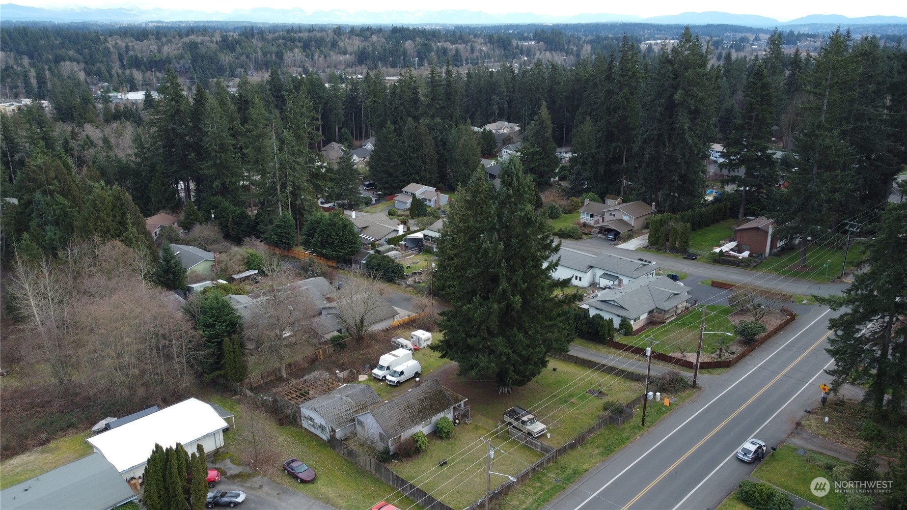 15323 Cascadian Way Bothell, WA 98012 - Photo 4 of 8