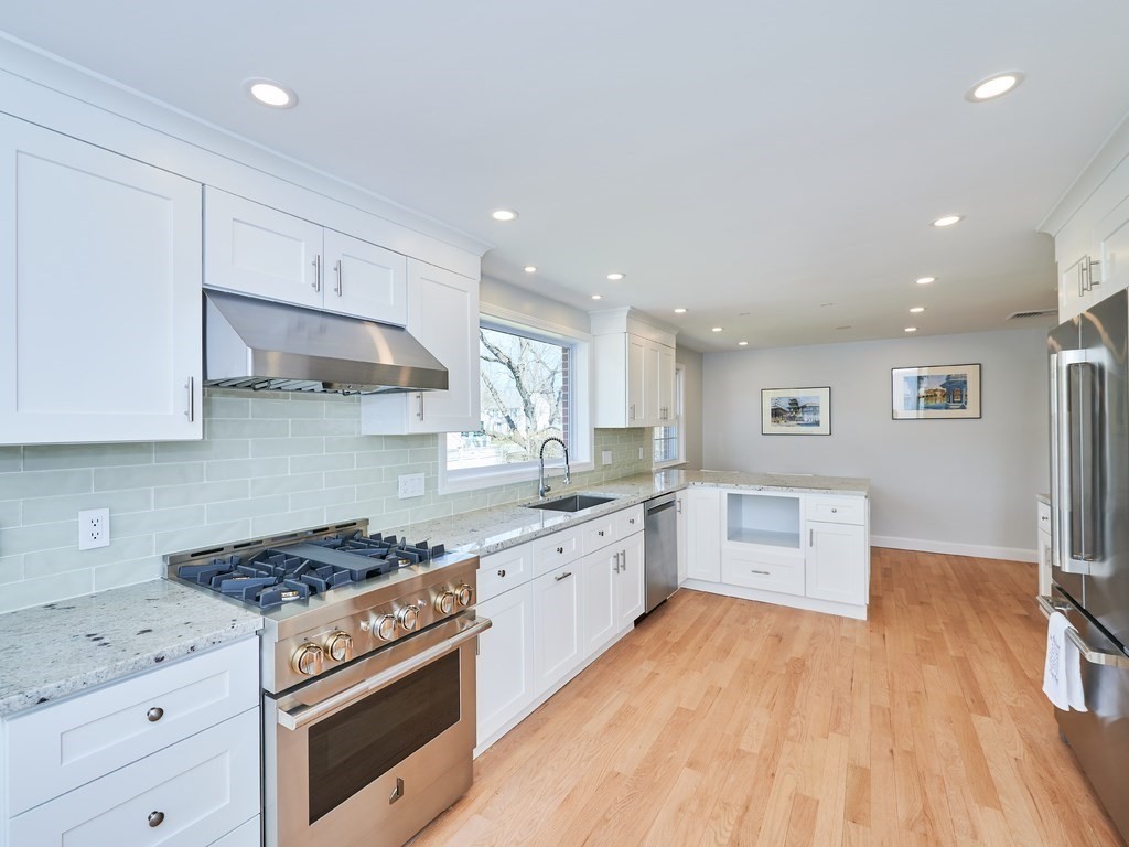 26 Jason Road Belmont, MA 02478 - Photo 9 of 29 Gallery Image 9
