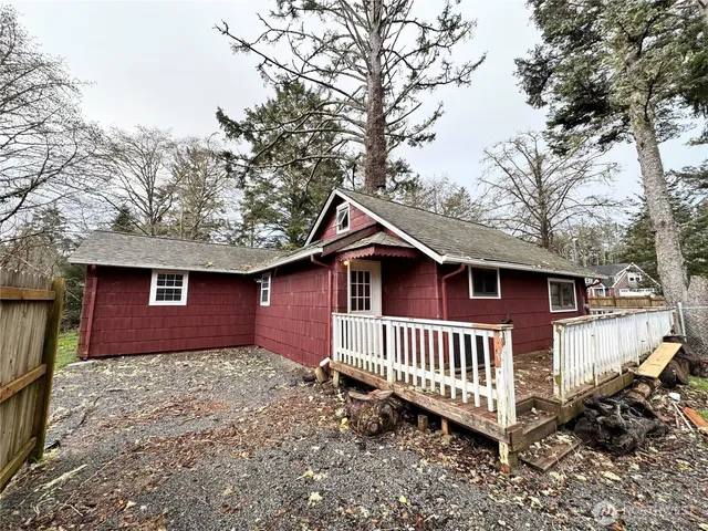 $221,500 | 2514 Willows Road, Seaview, WA 98644