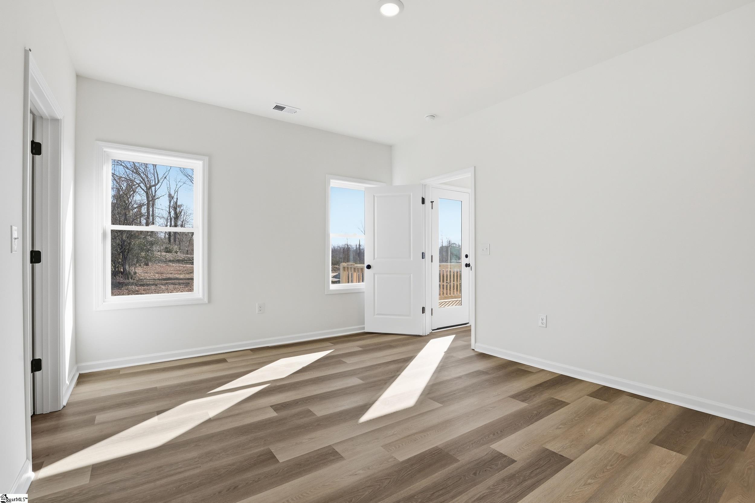 609 South Cherry Street Seneca, SC 29678 - Photo 16 of 28