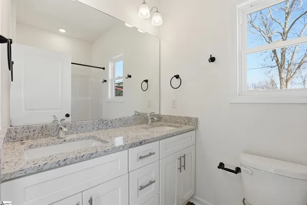 $259,900 | 609 South Cherry Street, Seneca, SC 29678