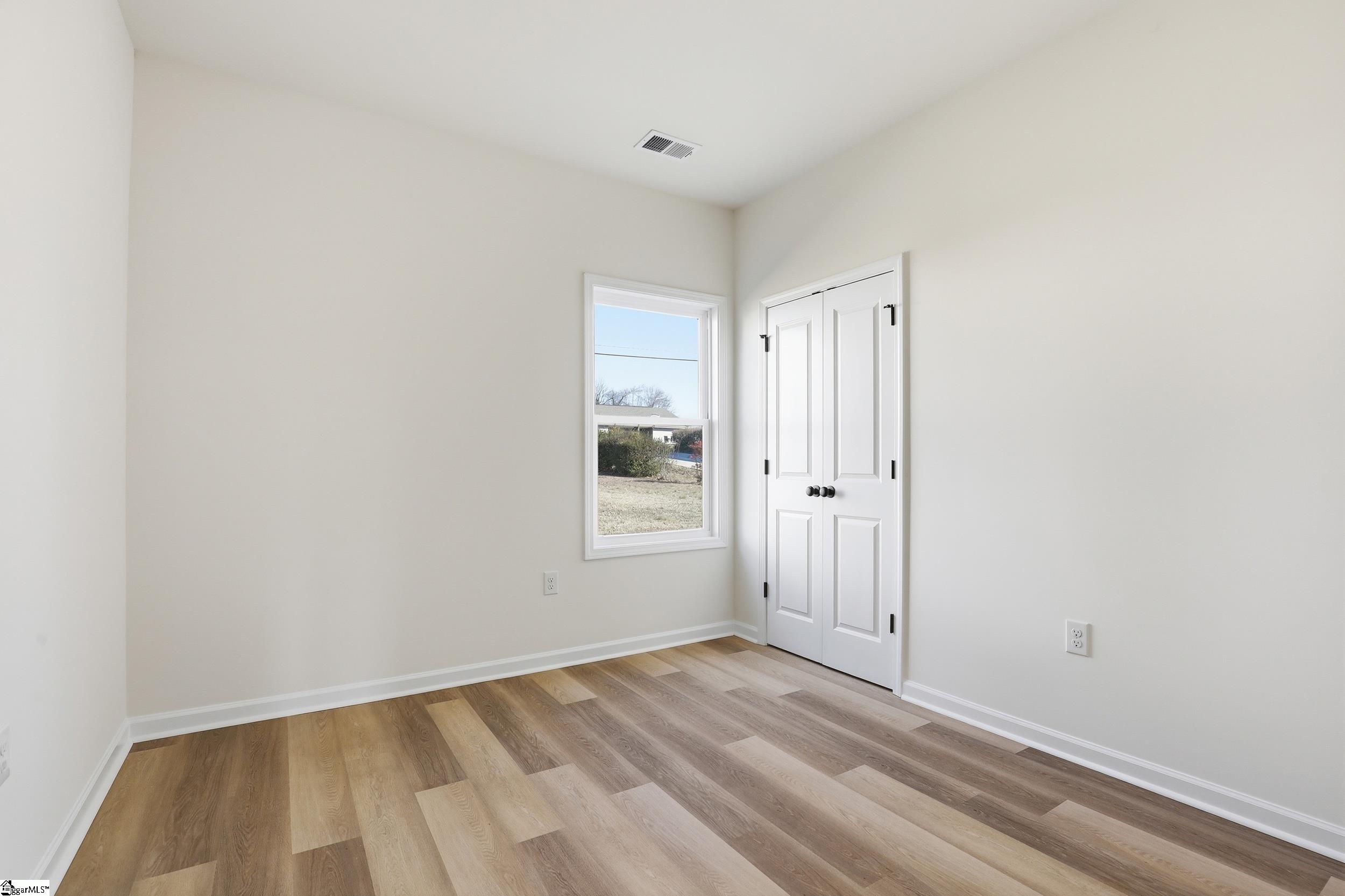 609 South Cherry Street Seneca, SC 29678 - Photo 19 of 28