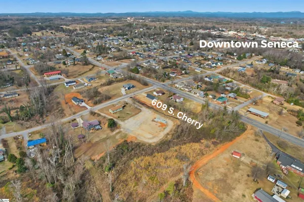 $259,900 | 609 South Cherry Street, Seneca, SC 29678