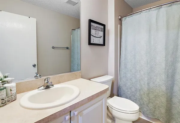 $2,100 | 2014 Johnson Court, The Villages, FL 32162