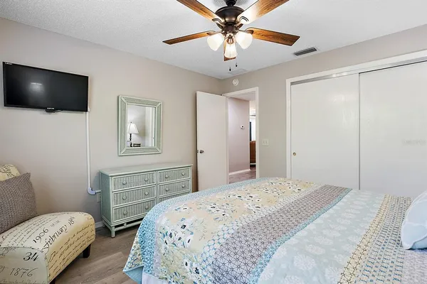 $2,100 | 2014 Johnson Court, The Villages, FL 32162