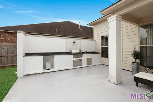 $335,000 | 14361 Coursey Cove Avenue, Baton Rouge, LA 70817