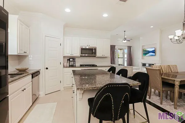 $335,000 | 14361 Coursey Cove Avenue, Baton Rouge, LA 70817