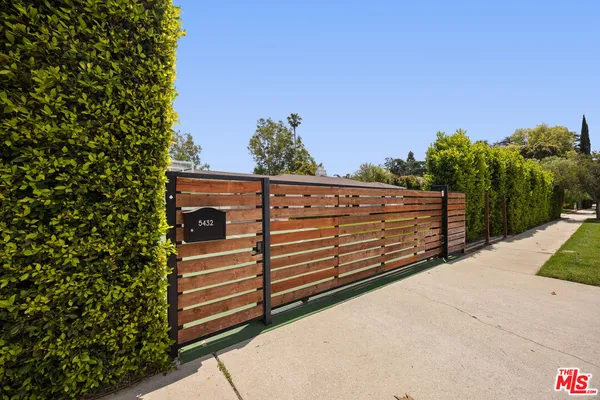 a view of a outdoor space with a tree