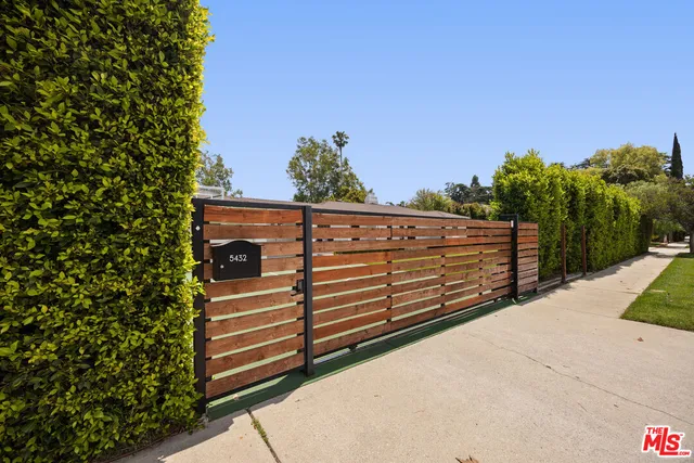 a view of a outdoor space with a tree
