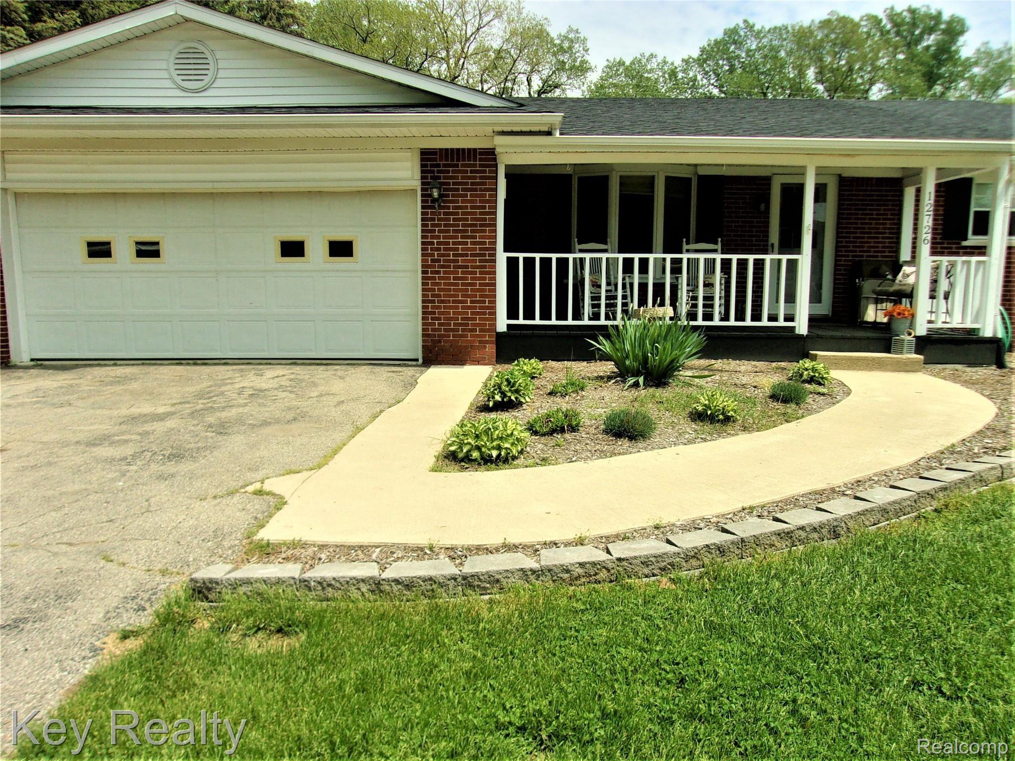 12726 Sweitzer Road Carleton, MI 48117 - Photo 4 of 60 2021 Landscaping
