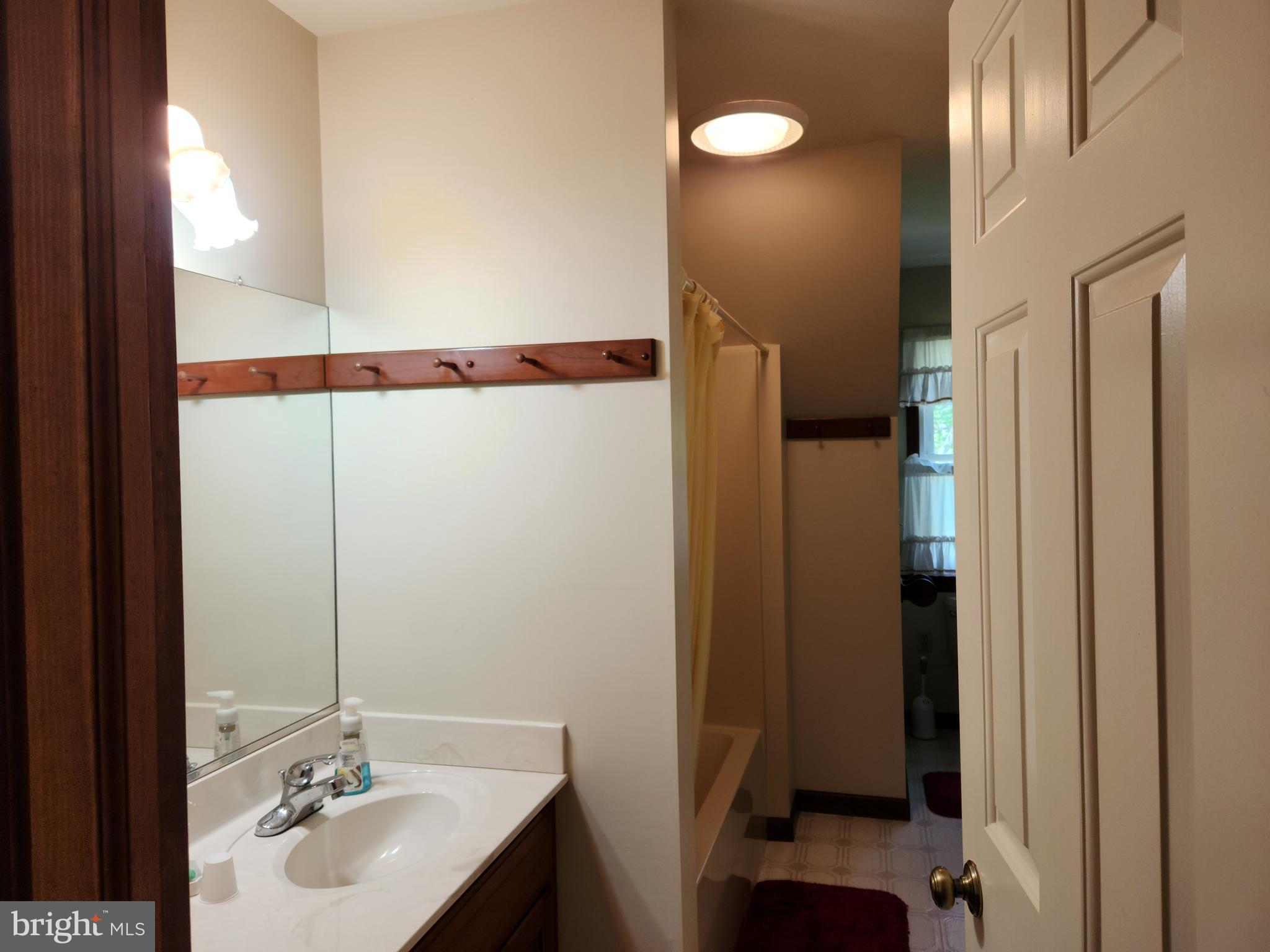 1506 Country Squire Road Elizabethtown, PA 17022 - Photo 23 of 30