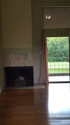 $1,200 | 8483 Sands Point Drive, Houston, TX 77036