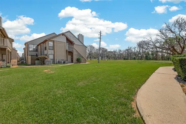 $1,200 | 8483 Sands Point Drive, Houston, TX 77036