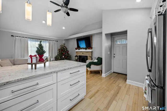 $379,500 | 29 Reliance Road, Plainville, CT 06062