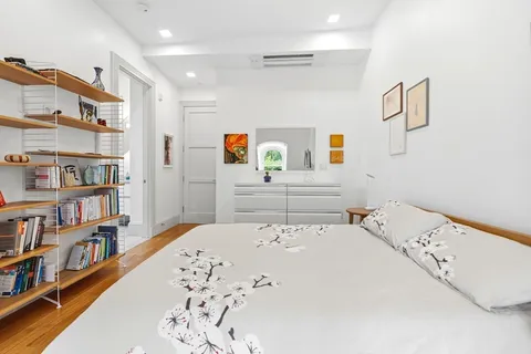 $1,925,000 | 1762 Beacon Street, Unit 4, Brookline, MA 02445